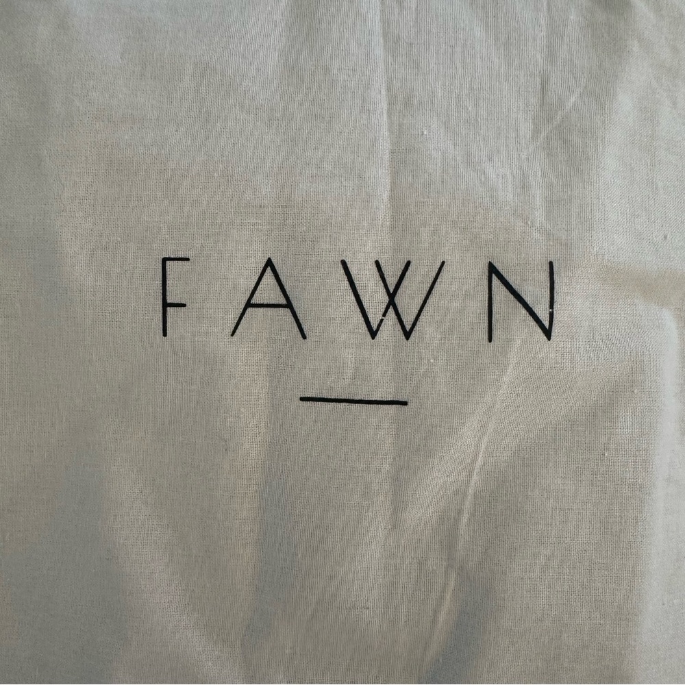FAWN Design White Drawstring Dust Bag - Picture 2 of 6